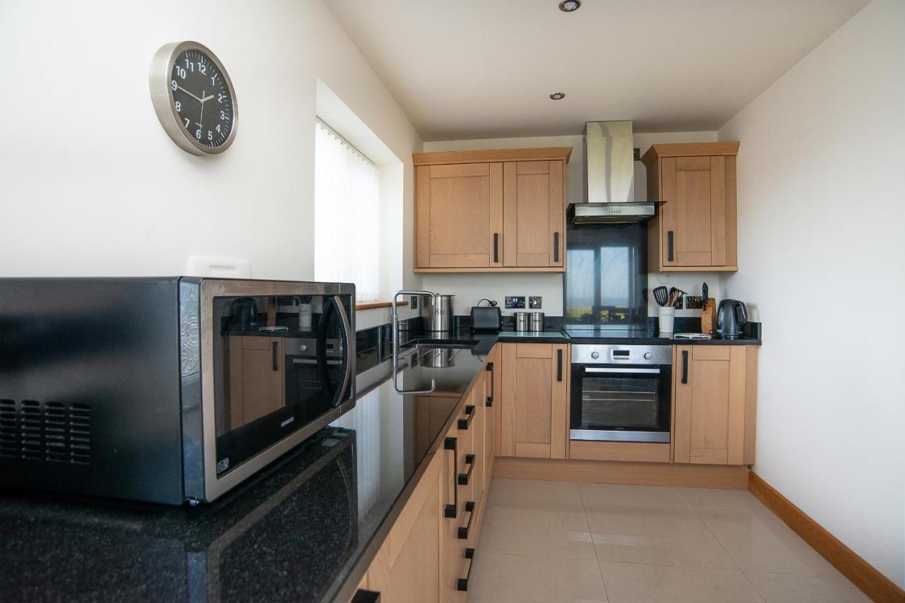 Finest Retreats - Sea Views Cottage Prestatyn Extérieur photo